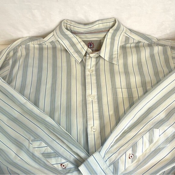 The Territory Ahead Large Long Sleeve Button Up - Picture 1 of 9